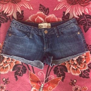 Fox Shorts - FOX Denim Shorts size 0 Fox Shorts - FOX Denim Shorts size 0